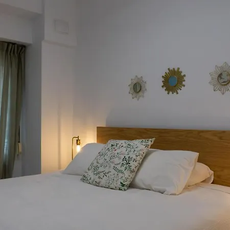 Apartment Caleta Beach Málaga Extérieur photo